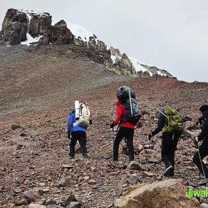 Mountaineering Sajama (1)